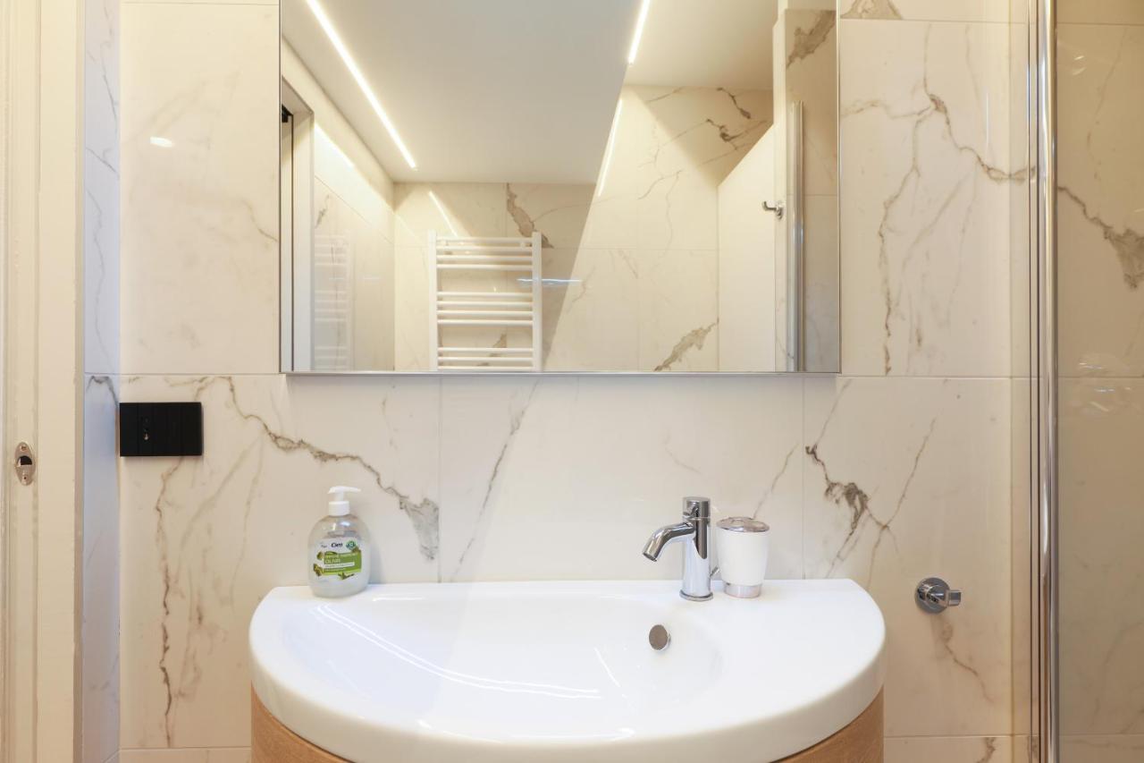 Mila Apartments Cavalcabo ミラノ エクステリア 写真