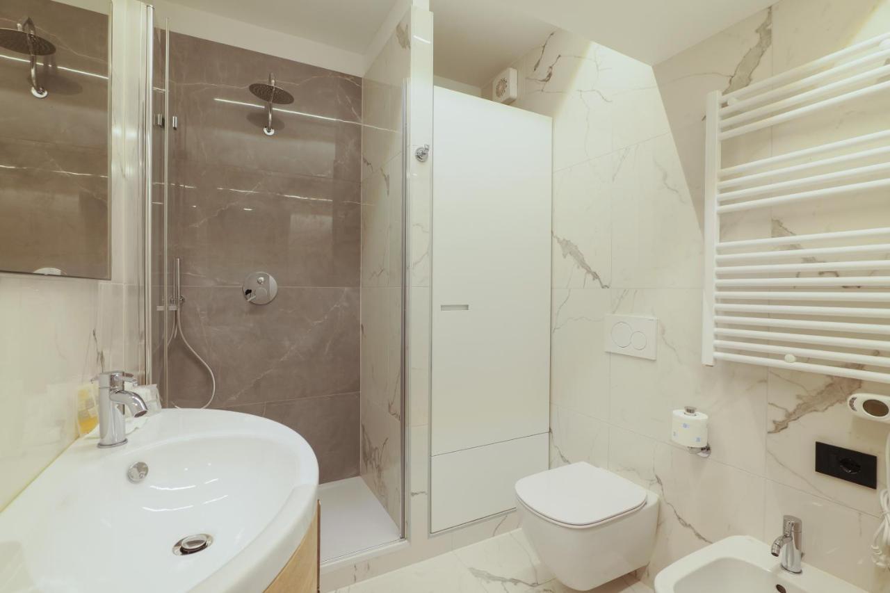 Mila Apartments Cavalcabo ミラノ エクステリア 写真